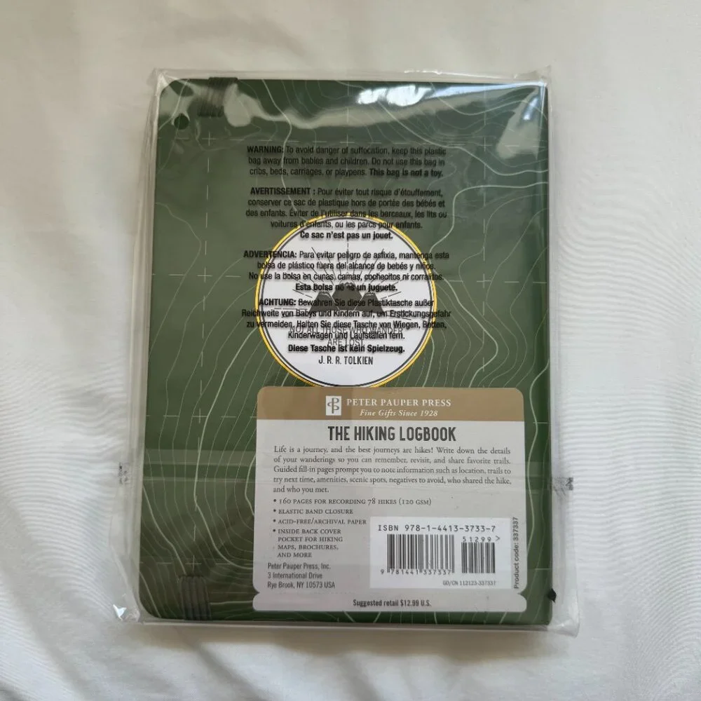NWT, The Hiking Logbook: Record Your Adventures, Peter Pauper Press, Green